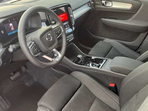 Volvo XC40 XC40 B3 PLUS BLACK EDITION