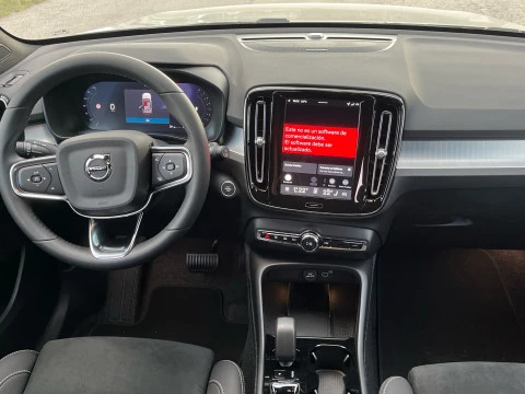 Volvo XC40 XC40 B3 PLUS BLACK EDITION