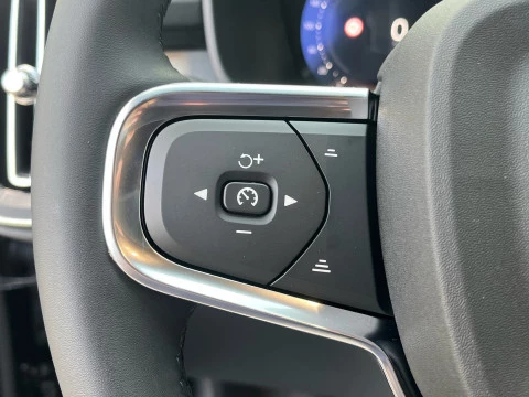 Volvo XC40 XC40 B3 PLUS BLACK EDITION