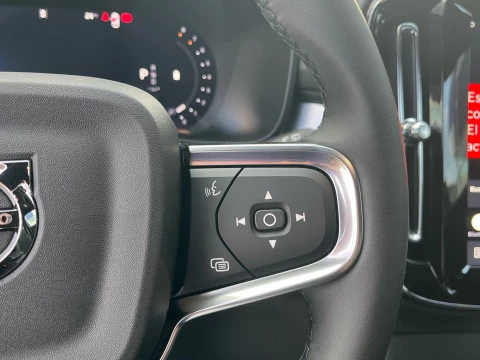 Volvo XC40 XC40 B3 PLUS BLACK EDITION