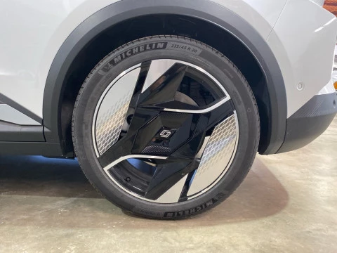 Renault Scenic E-Tech Iconic 160 kW (220CV) gran autonomía