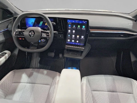 Renault Scenic E-Tech Iconic 160 kW (220CV) gran autonomía