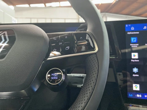 Renault Scenic E-Tech Iconic 160 kW (220CV) gran autonomía