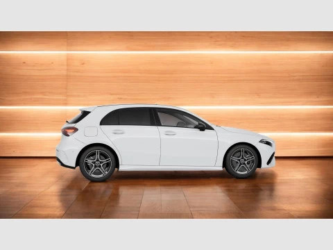 Mercedes-Benz Clase A A 250 e con tecnologia hibrida EQ