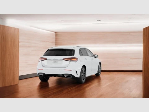 Mercedes-Benz Clase A A 250 e con tecnologia hibrida EQ