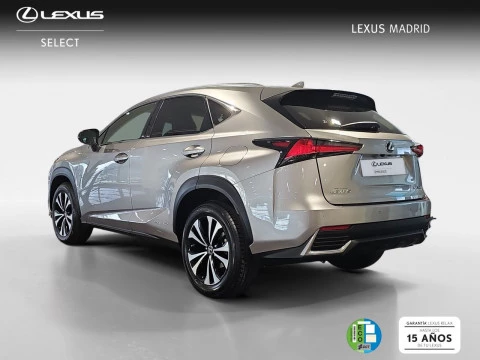 Lexus NX 2.5 300h Premium 2WD