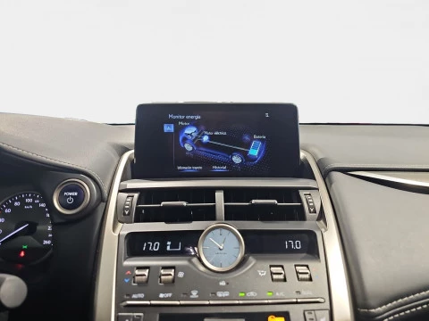 Lexus NX 2.5 300h Premium 2WD