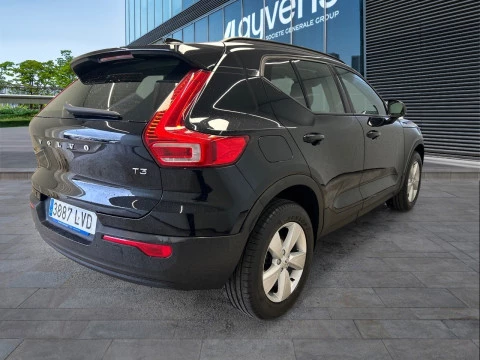 Volvo XC40 1.5 T3 Momentum Core Auto