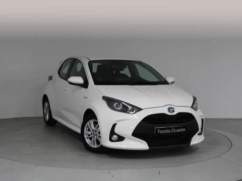 Toyota Yaris 1.5 120H Business Plus