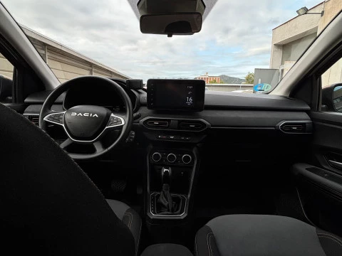 Dacia Jogger EXTREME 1.6 HYBRID 140CV 5P 7 PLAZAS