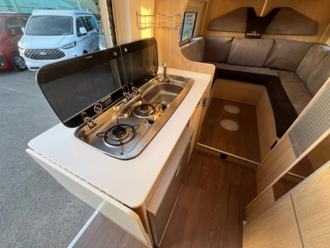 BUNKERVAN TEAM TEAM TRAVEL 636