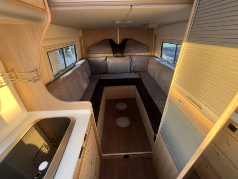 BUNKERVAN TEAM TEAM TRAVEL 636