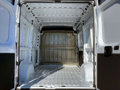 Opel Movano Nuevo Furgón 3.5T L2H2 2.2BlueHDi 140 MT6