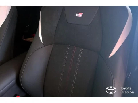 Toyota C-HR 5P GR-SPORT 180H e-CVT