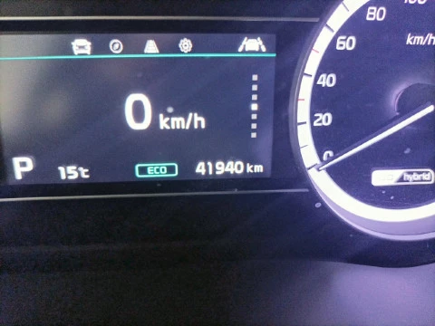 Kia Niro 1.6 GDi HEV 104kW (141CV) Drive