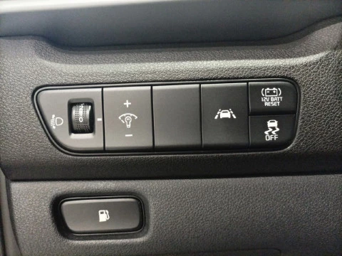 Kia Niro 1.6 GDi HEV 104kW (141CV) Drive