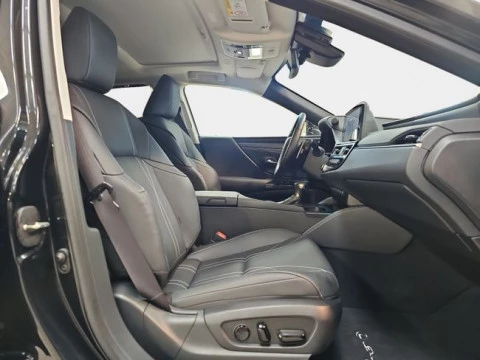 Lexus ES 2.5 300h Luxury