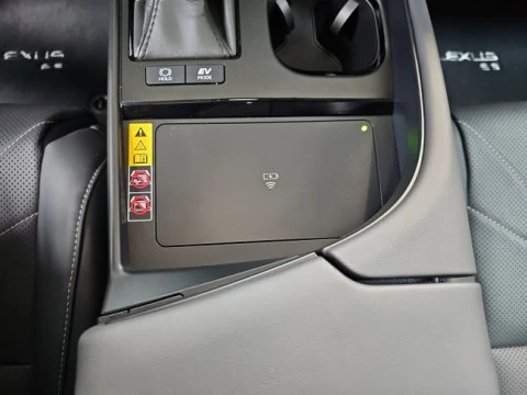 Lexus ES 2.5 300h Luxury