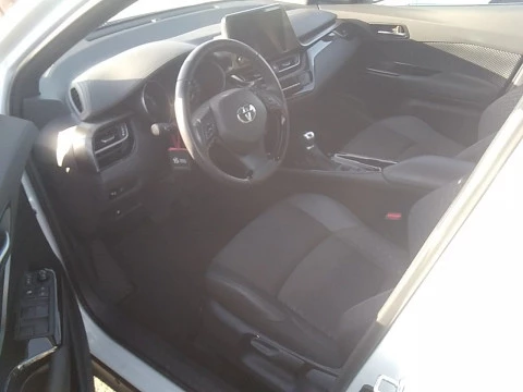 Toyota C-HR 1.8 125H Advance