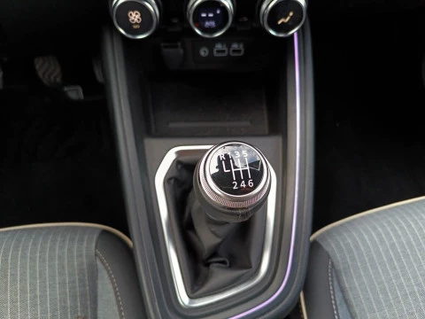 Renault Clio RENAULT CLIO TECHNO ECO-G 100CV (74 KW)