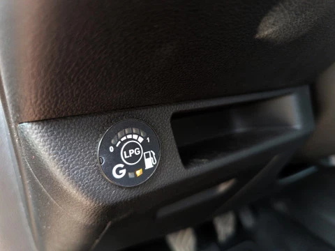 Renault Clio RENAULT CLIO TECHNO ECO-G 100CV (74 KW)