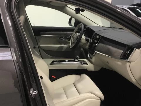 Volvo V90 Cross Country 2.0 B4 D ULTIMATE 4WD AUTO 197 5P