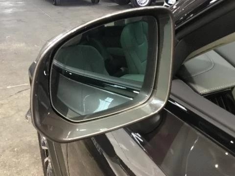 Volvo V90 Cross Country 2.0 B4 D ULTIMATE 4WD AUTO 197 5P