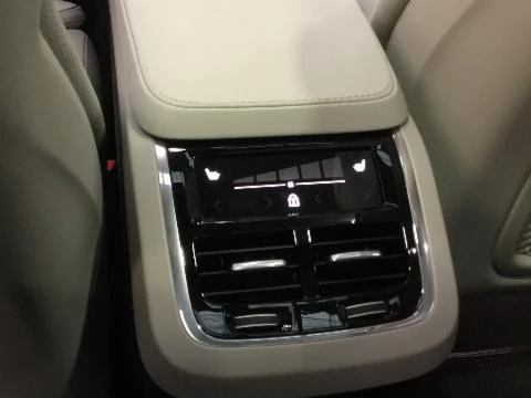 Volvo V90 Cross Country 2.0 B4 D ULTIMATE 4WD AUTO 197 5P