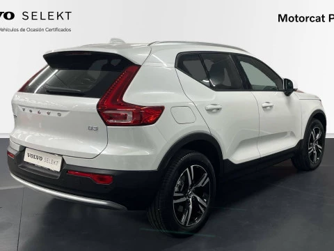 Volvo XC40 XC40 Core, B3 Mild hybrid, Gasolina