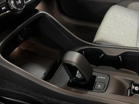 Volvo XC40 XC40 Core, B3 Mild hybrid, Gasolina