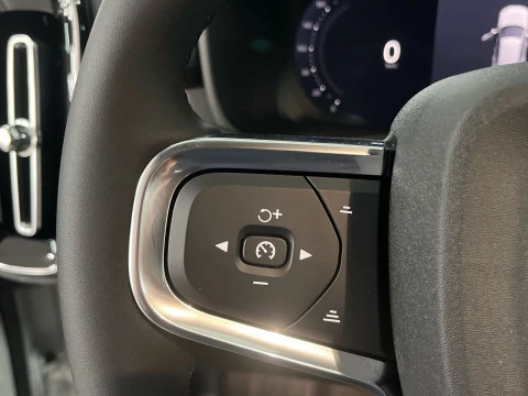 Volvo XC40 XC40 Core, B3 Mild hybrid, Gasolina