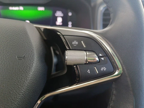 Skoda Karoq 1.5 TSI 110kW (150CV) ACT Ambition