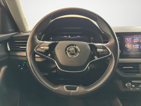 Skoda Kamiq 1,0 TSI 110 CV DSG AMBITION