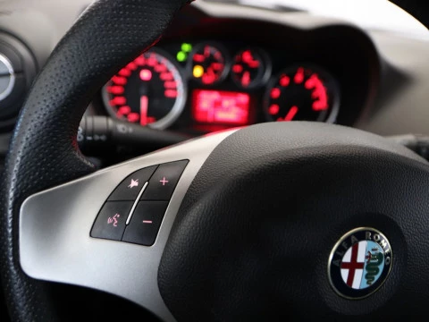 Alfa Romeo MITO 1.4 3P