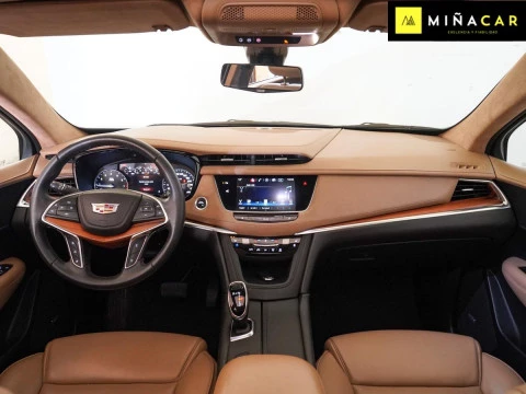 Cadillac XT5  3.6L V6 AWD AT PLATINUM 314CV