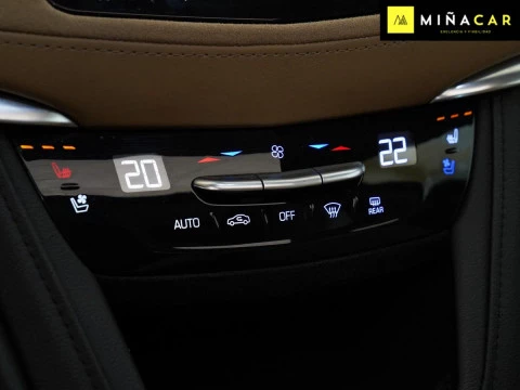 Cadillac XT5  3.6L V6 AWD AT PLATINUM 314CV