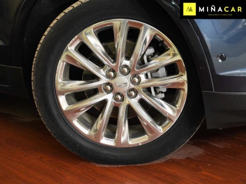 Cadillac XT5  3.6L V6 AWD AT PLATINUM 314CV