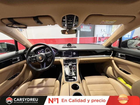 Porsche Panamera 4 E-Hybrid Platinum Edition