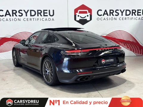 Porsche Panamera 4 E-Hybrid Platinum Edition
