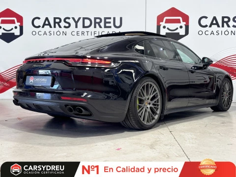 Porsche Panamera 4 E-Hybrid Platinum Edition