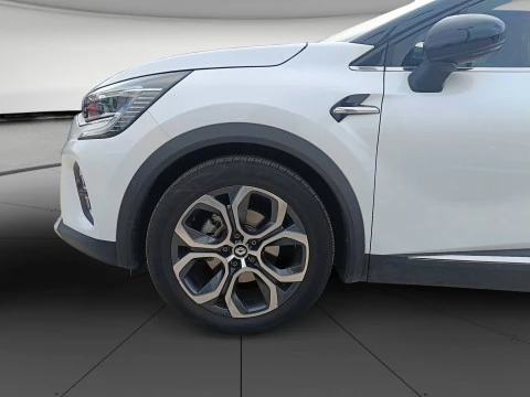 Renault Captur  E-TECH Hibrido Enchufable Fast Track 117kW