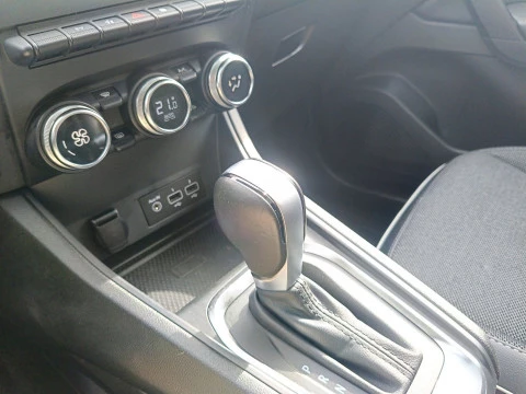 Renault Captur  E-TECH Hibrido Enchufable Fast Track 117kW