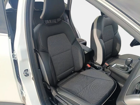 Renault Captur  E-TECH Hibrido Enchufable Fast Track 117kW