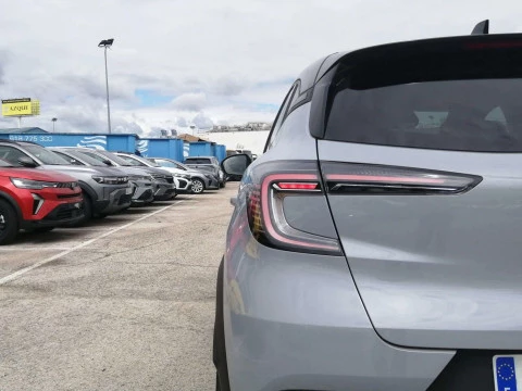 Renault Captur RENAULT  E-TECH Hibrido Techno 105kW