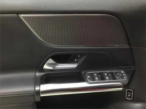 Mercedes-Benz GLA 200 D