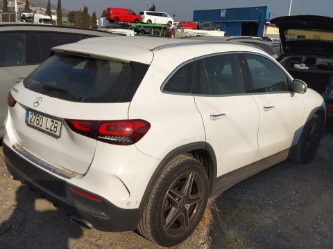 Mercedes-Benz GLA 200 D