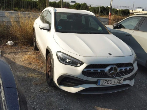 Mercedes-Benz GLA 200 D