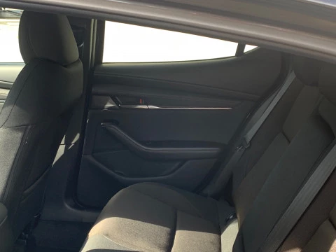 Mazda3 2.5L e-SKYACTIV G MHEV 103kW Centre-line