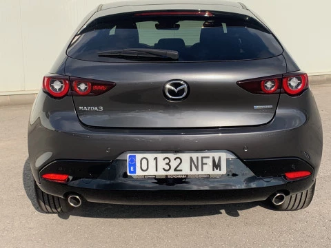 Mazda3 2.5L e-SKYACTIV G MHEV 103kW Centre-line