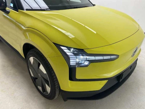 Volvo EX30 Plus, Single Motor Extended Range, Eléctrico